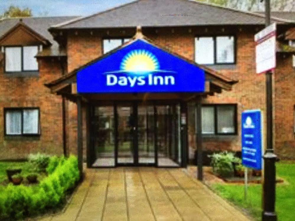 Days Inn Maidstone Exterior foto